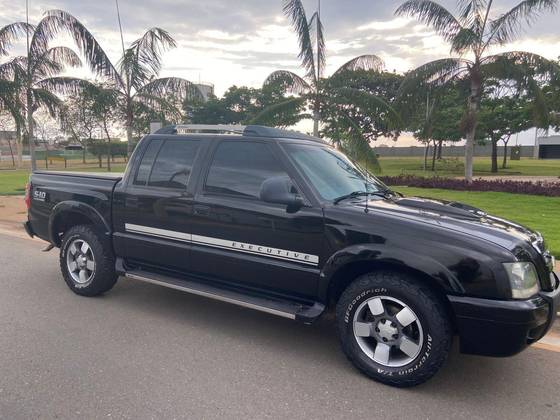 CHEVROLET S10 2.4 MPFI EXECUTIVE 4X2 CD 8V FLEX 4P MANUAL CHEVROLET S10 2.4 MPFI EXECUTIVE 4X2 CD 8V FLEX 4P MANUAL